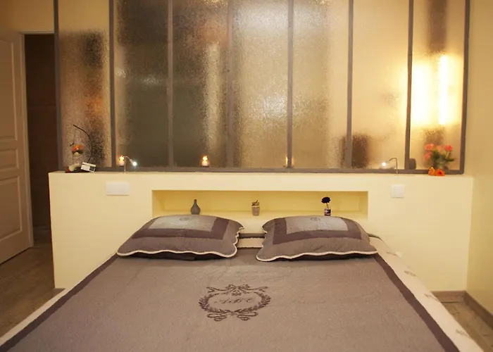 O Delices De La Monnerie فندق *